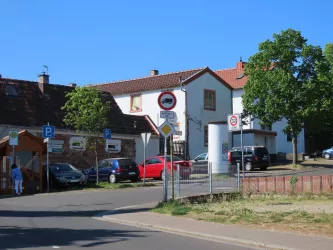 Parkplatz Neumayerstraße Bild 1 (© Urlaubsregion Freinsheim)