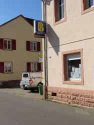 Bushaltestelle Gemeindehaus Ri. Dürkheim (© Urlaubsregion Freinsheim)