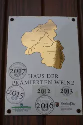 Haus der prämierten Weine (© by LHC)