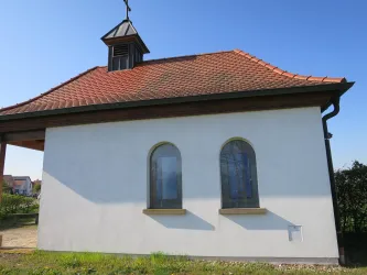 Marienkapelle mit Blick auf die schönenGlasfenster