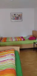 2. Schlafzimmer mit Einzelbetten