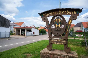 Niederotterbach Ortseingang (© Tourismusverein Bad Bergzabern e.V.)
