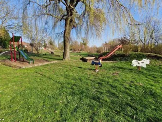 Spielplatz 4