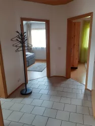 Flur mit Blick auf die beiden Schlafzimmer