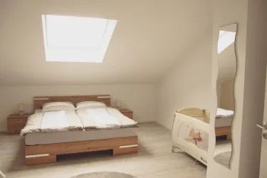 Schlafzimmer1OG (3)