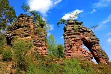 Schillerfelsen in Dahn_01 (© Kurt Groß)
