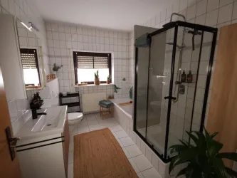 Badezimmer (© Archiv Ferienwohnung Burgpanorama)
