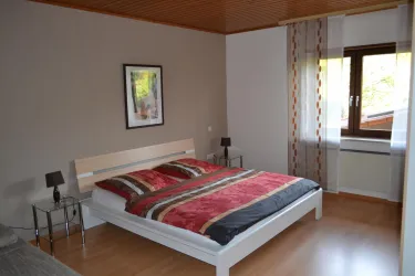 Schlafzimmer Süd 1