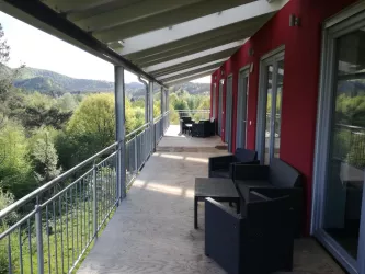 Wachtfels-Lodge Balkon (© Archiv Wachtfels-Lodge)