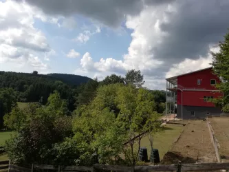 Wachtfels-Lodge Frühling (© Archiv Wachtfels-Lodge)