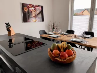 KÜCHE UND ESSBEREICH