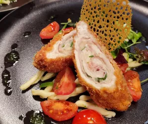 Abendessen (© Parkhotel Schillerhain)