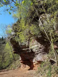 Mächtige Hasterfelsen