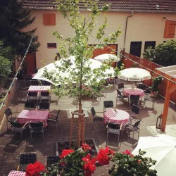 Biergarten (© Gasthaus Zum Ochsen, Hauptstuhl)