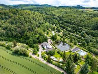 Luftbild Campingplatz (© Donnersberg-Touristik-Verband e.V., Fachenbach Medienagentur)