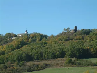 Blick auf den Remigiusberg (© FVZV Pfälzer Bergland, Foto: Klaus-Peter Kappest)