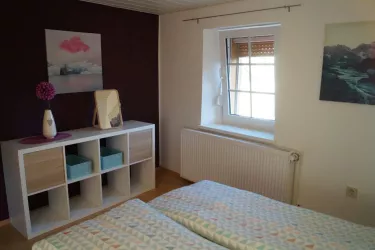 Schlafzimmer 2, Ansicht 2