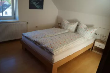 Schlafzimmer 2, Ansicht 1