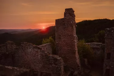 Sonnenuntergang auf der Madenburg