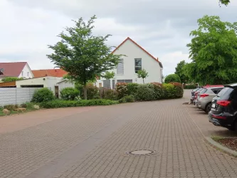 Parkplatz Friedhof Bild 3 (© Urlaubsregion Freinsheim)