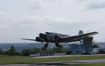 Hintergrundbild JU52