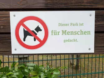 Hinweisschild Hundeverbot-Walter Bernius Anlage