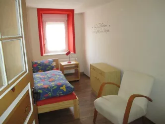 Einzelzimmer im Erdgeschoss