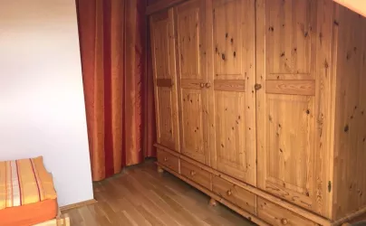 Schlafzimmer 2, Ansicht 2