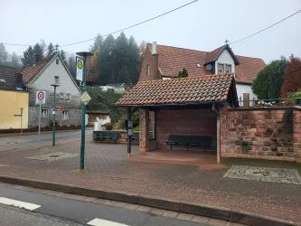 Bushaltestelle Ortsmitte