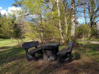 Sitzgruppe nahe den Pferdekoppeln