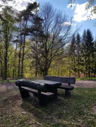 Sitzgruppe nahe den Pferdekoppeln