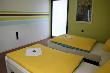 Schlafzimmer 2