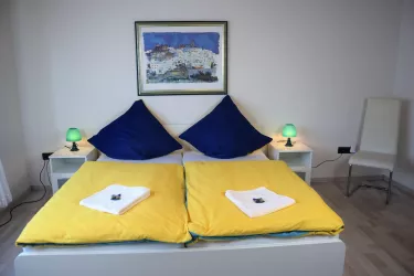 Gemütliches Schlafzimmer 1