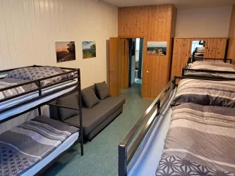 Mehrbettzimmer 2