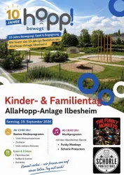 Ein einladendes Plakat für den Kinder- und Familientag in der AllaHopp-Anlage Ilbesheim. Es zeigt Aktivitäten, Musik und Feierlichkeiten zum 10-jährigen Bestehen des Parks.