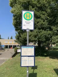 Bushaltestelle Ilbesheim Schule