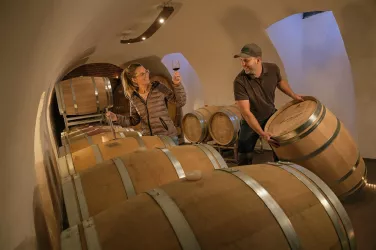 Holzfasskeller im Weingut Hechtmann