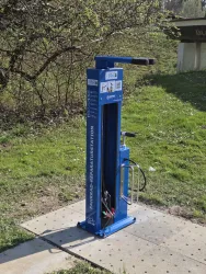 Radservicestation Neuburg am Rhein an der Lauterbrücke