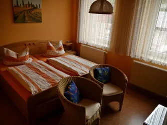 Schlafzimmer EG