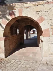 Arkaden am Rathaus sieht man in landauland häufig