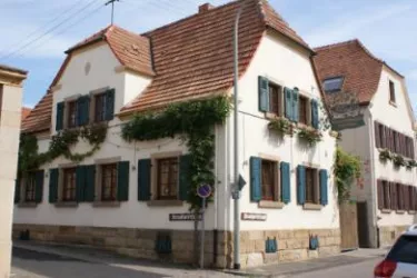 Weingut Weisenborn - Außenansicht (© Weingut Weisenborn)