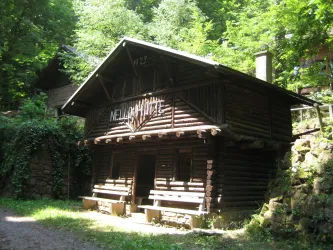 Nello Hütte (© SÜW Edenkoben e.V.)
