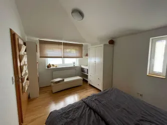 Schlafzimmer_02 (© Frau Tojicic)