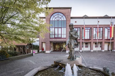 Kurpfalzsaal Eingang (© Verein SÜW Edenkoben, T. Kujat)