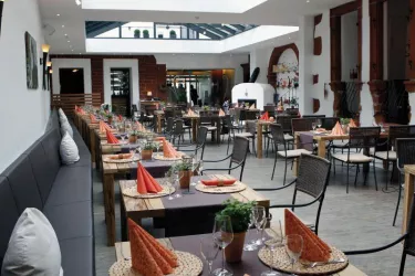 Restaurant Garten Eden 3 (© Hotel Pfälzer Hof, Verein SÜW Edenkoben)