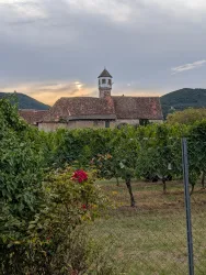 Kloster Heilsbruck in der Nachbarschaft der Unterkunft