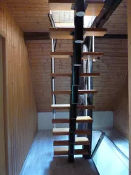 Treppe zum Dachgeschoss (© Treppe zum Dachgeschoss)