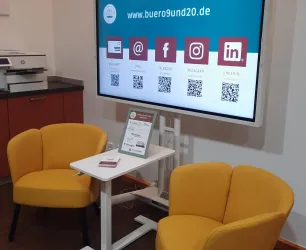 Lounge und Smartboard