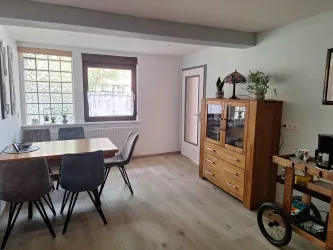 Küche mit Essbereich