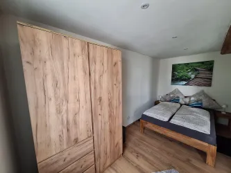 2. Schlafzimmer